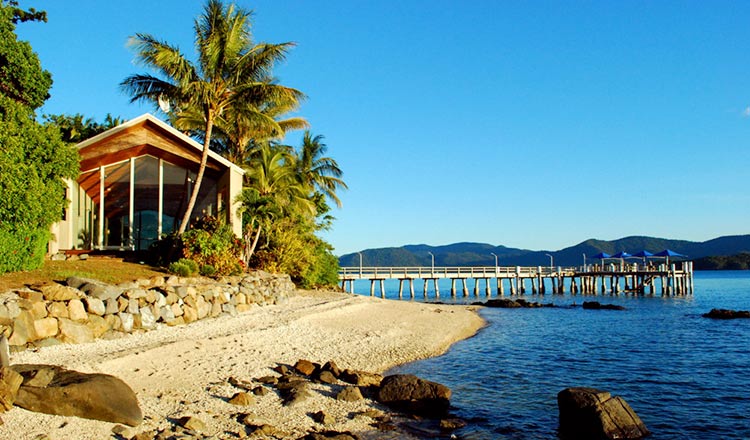 Destination Wedding: Daydream Island for Romantics