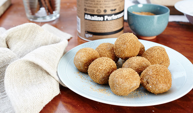 Lola Berry's Lime Protein Balls