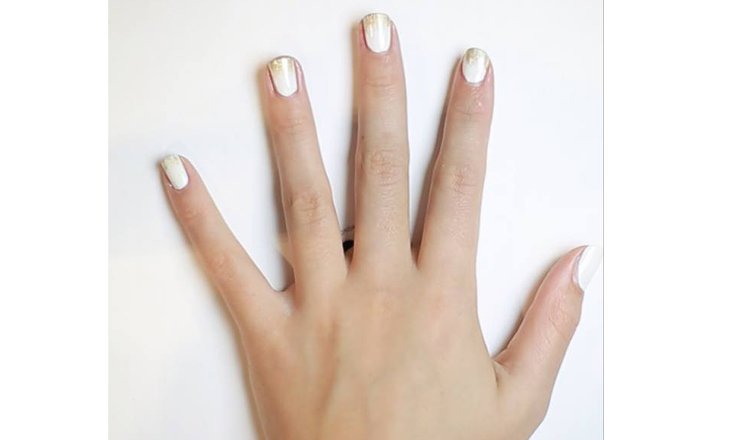 whitegoldnailfeature