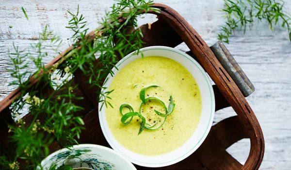 Garden-fresh Asparagus Soup