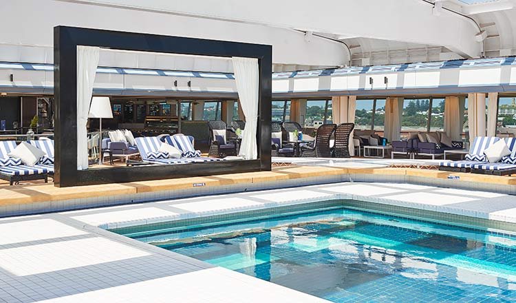 P&O's Pacific Eden Pool P&O's Pacific Eden Pool