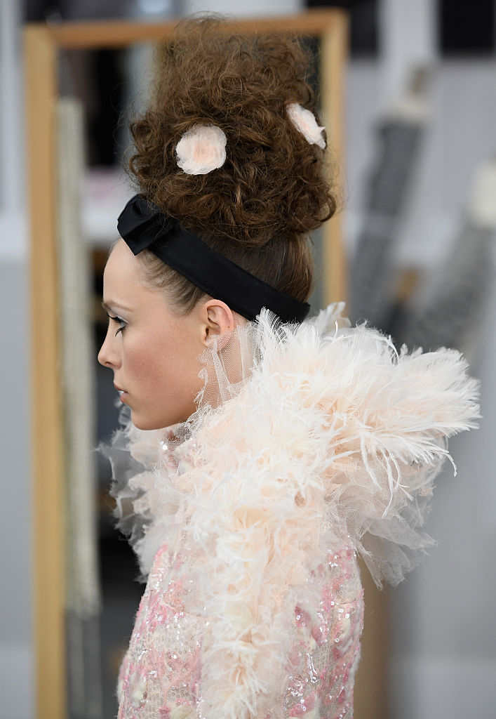 chanel haute hair couture