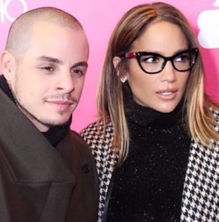 Jennifer Lopez Splits With Casper Smart After 5 Years Together2