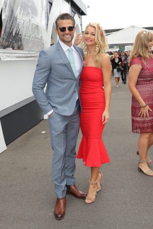 Tim Robards and Anna Heinrich pose at the Birdcage on Melbourne Cup Day at Flemington Racecourse on November 1, 2016 in Melbourne, Australia. (Photo by Scott Barbour/Getty Images)