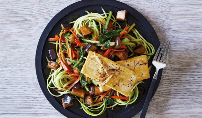 The CSIRO Healthy Gut Diet  - Peppered Tofu And Eggplant Stir-Fry