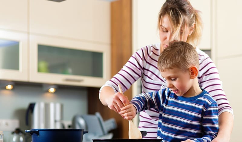 What Happens When Mum Refuses To Cook For A Week? Lauren Found Out
