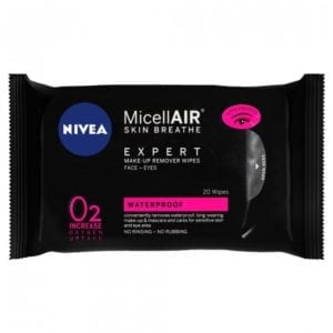 Athleisure Makeup: Take It Off with Nivea MicellAIR Wipes.