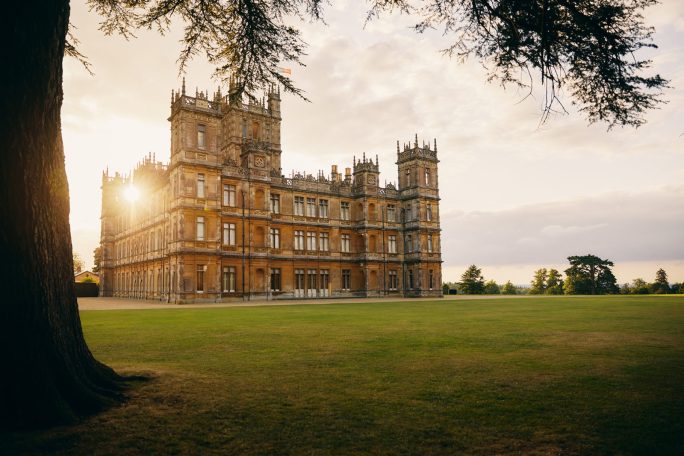 highclere castle, airbnb, downton abbey