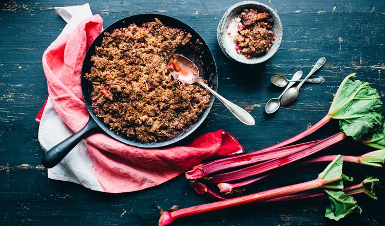 Rhubarb, Strawberry, Apple & Quinoa Crumble