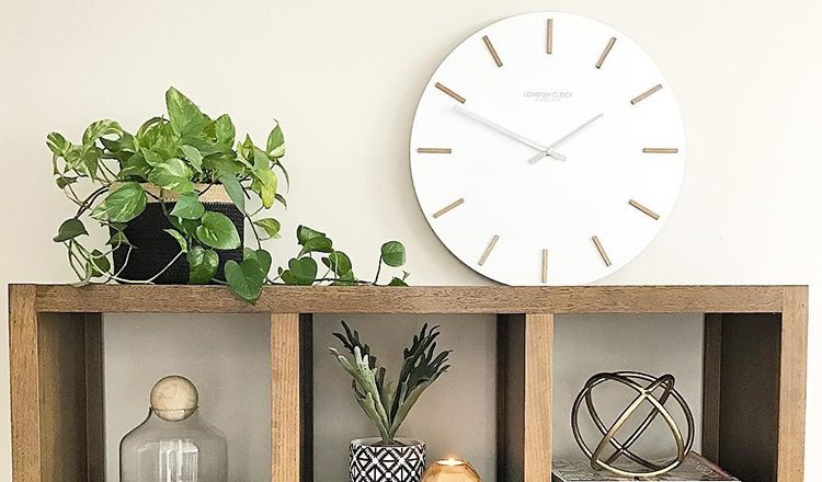 How to Choose the Right Wall Clock | The Carousel
