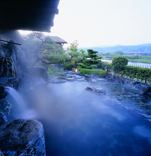 dedikation på den anden side, liste Fukuoka - A Virtual Tour of the Gateway to Japan's Kyushu Island
