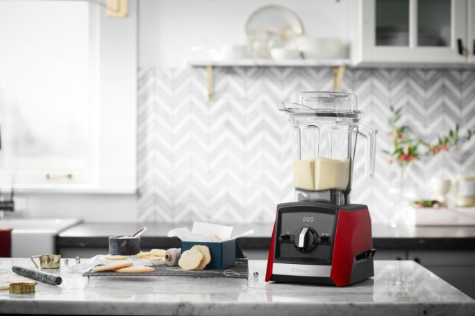 Vitamix-Ascent-A2300i-RED-Lifestyle