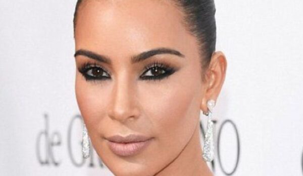 Kim Kardashian Beauty Treatment Broadband Light BBL