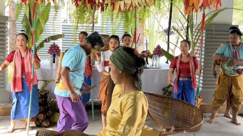 Songkran festival is celebrated at the hotel with traditional music and dancing