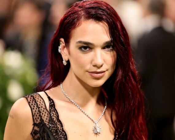 Spring Hair Trends wet look