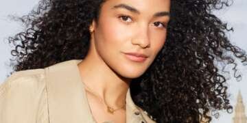 Burberry Olivia Dean