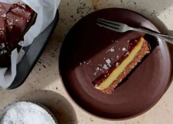 healthy Easter Chocolate Caramel Slice