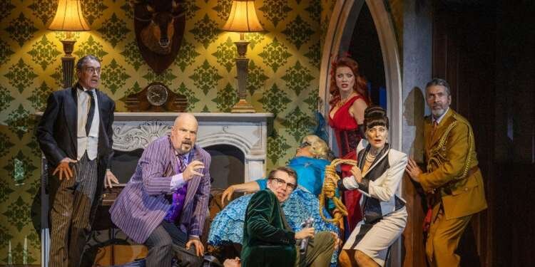 Murder mystery experiences Sydney Cluedo