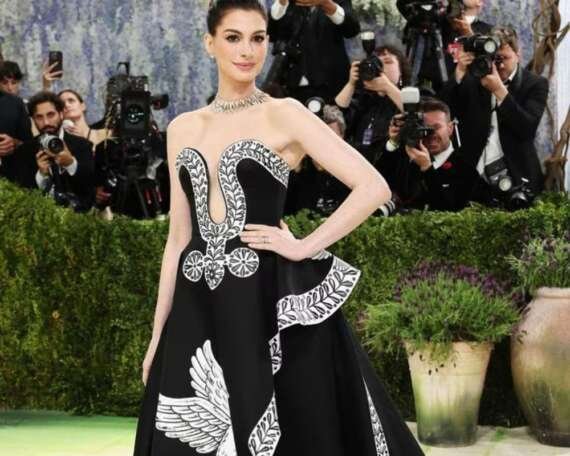 Best Met Gala 2026 Fashions Anne Hathaway 