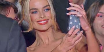 Scoot Airlines Great Aussie Seat Survey Margot Robbie