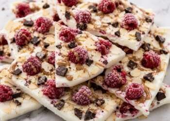 Lunch Box Friendly Yoghurt Bark